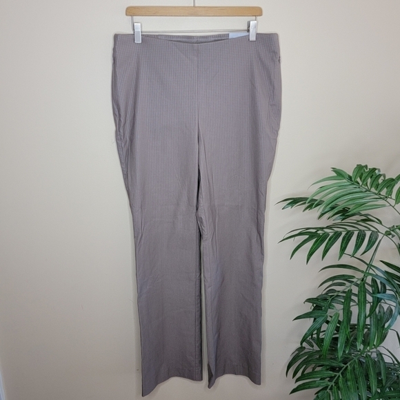 NWT Chico's | So Slimming Demi Boot Cut Pull-On Waist Pants - Picture 1 of 7